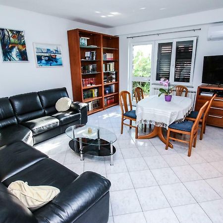 Apartman Mario Διαμέρισμα Πόρετς Εξωτερικό φωτογραφία