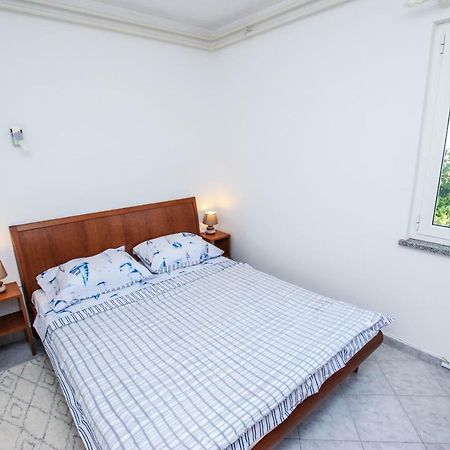 Apartman Mario Διαμέρισμα Πόρετς Εξωτερικό φωτογραφία