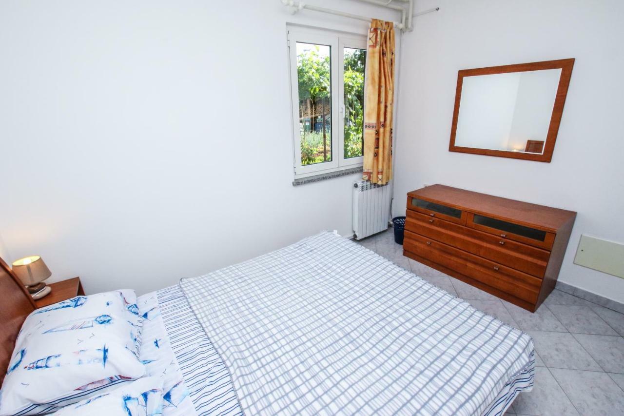 Apartman Mario Διαμέρισμα Πόρετς Εξωτερικό φωτογραφία